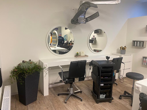 Lissi – Deine Friseurin – Frauenstein