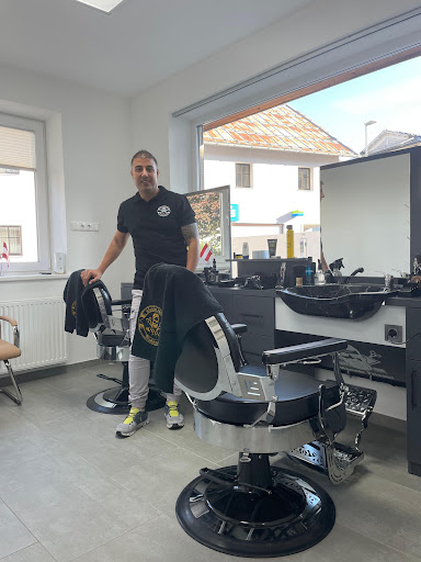 Mahmoud Männer Friseur – Lechaschau