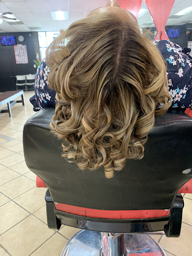 Manuel’s Beauty Salon & Barber Shop – Hyattsville