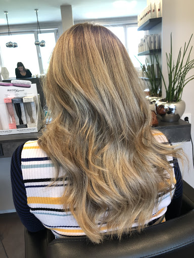 Plan P – hair, nails & style – Oberndorf in Tirol