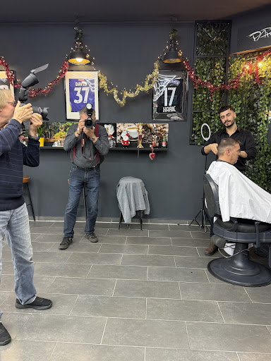 Premium Cut Barbershop – Lieboch