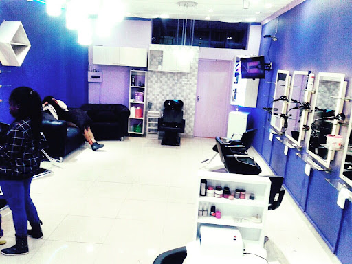 QUEENS HAIR PARADISE SALON (JHB) (CHARLESJUMMY (PTY)LTD – Johannesburg