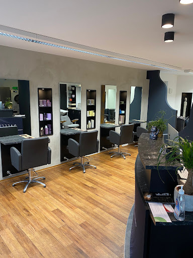 RAFFEINHAAR Hair.Musik.Relax – Wels