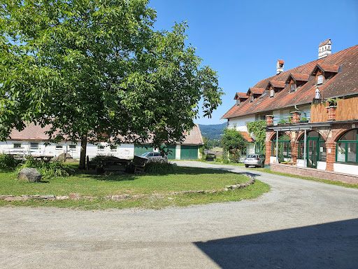 Reitstall Quell Gut Hallegg – Klagenfurt am Wörthersee