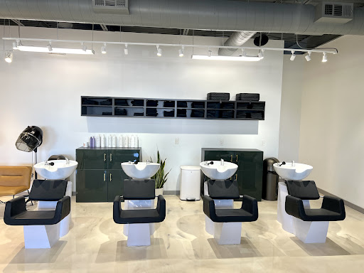 Republic Hair Co – Dallas