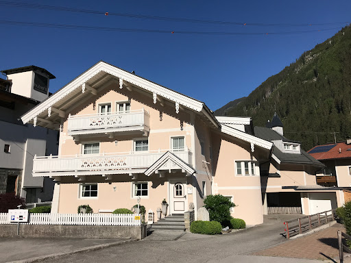 Salon Vera – Mayrhofen
