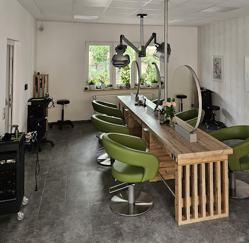 Salon Wella-mi Friseurmeister Andrea Schweitzer – Ruhla