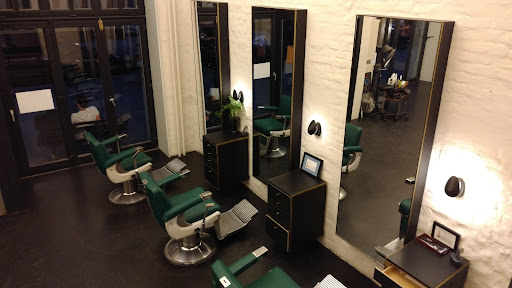 Schnittstelle Friseure AVEDA Lifestyle Salon – Berlin