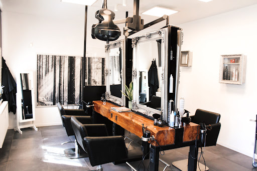 Schnittstelle Yvonne Herbst – Friseursalon – Bad Gleichenberg