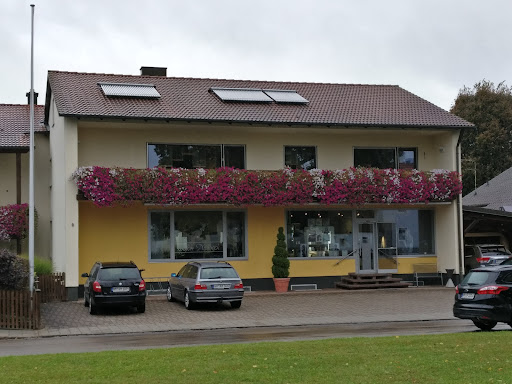 Sedlmeier Brigitte Friseursalon Nißlbeck – Neumarkt in der Oberpfalz