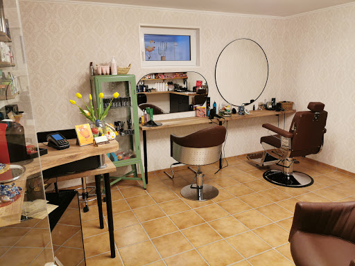 Stiegler Daniela Frisörhandwerk – Frankenburg